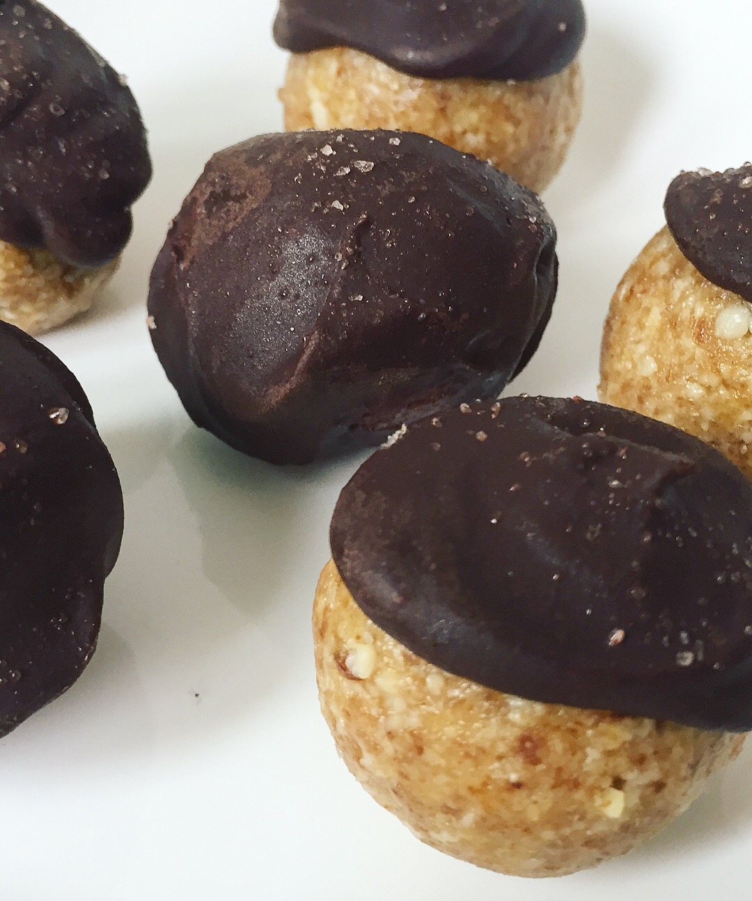 Peanut Butter Oat Balls – Food Processor Debut